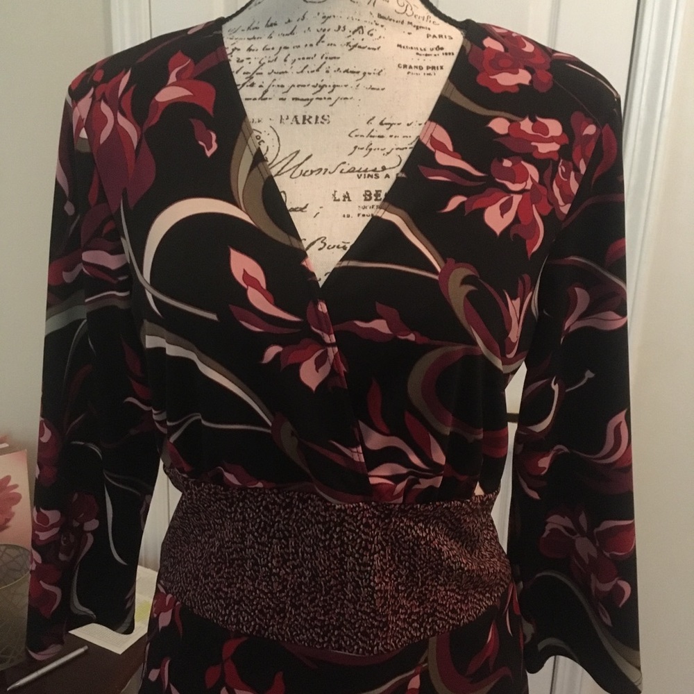 🌹Parallel Studio Top 🌹